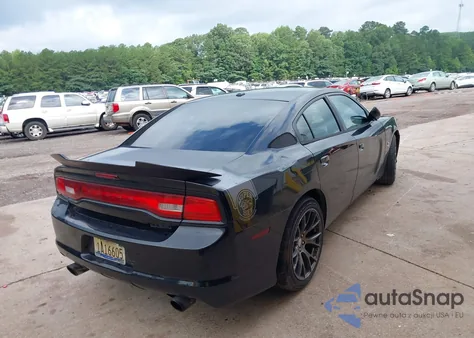 2013 Dodge Charger Srt8 Super Bee from USA, damaged, VIN 2C3CDXGJ4DH570727